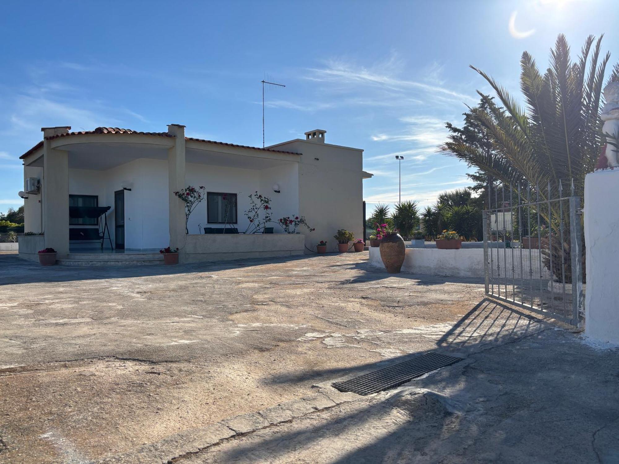 Lilly'S House Βίλα Torre Santa Sabina Εξωτερικό φωτογραφία